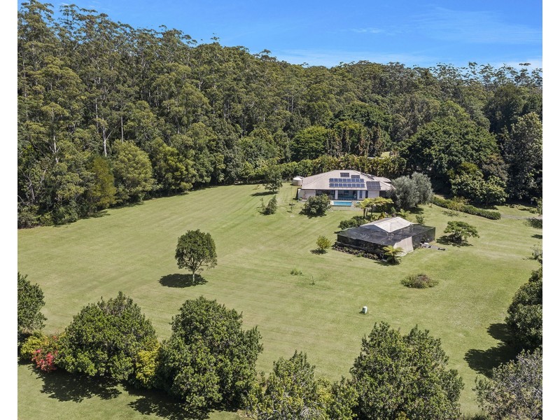 215 Braford Drive, Bonville NSW 2441