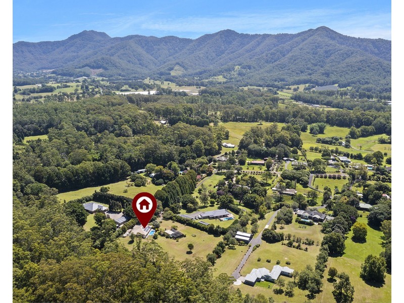 215 Braford Drive, Bonville NSW 2441