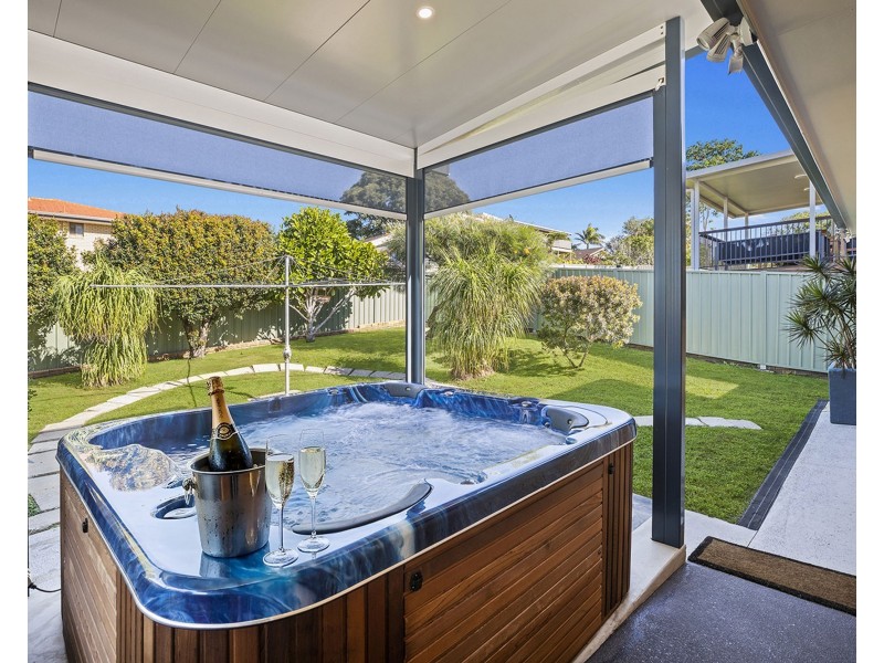 18 Dirrigeree Crescent, Sawtell NSW 2452