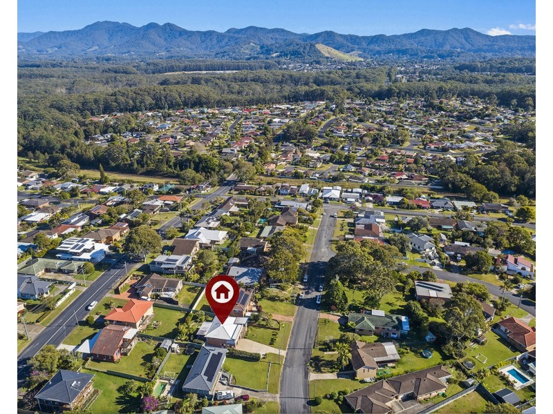 18 Dirrigeree Crescent, Sawtell NSW 2452