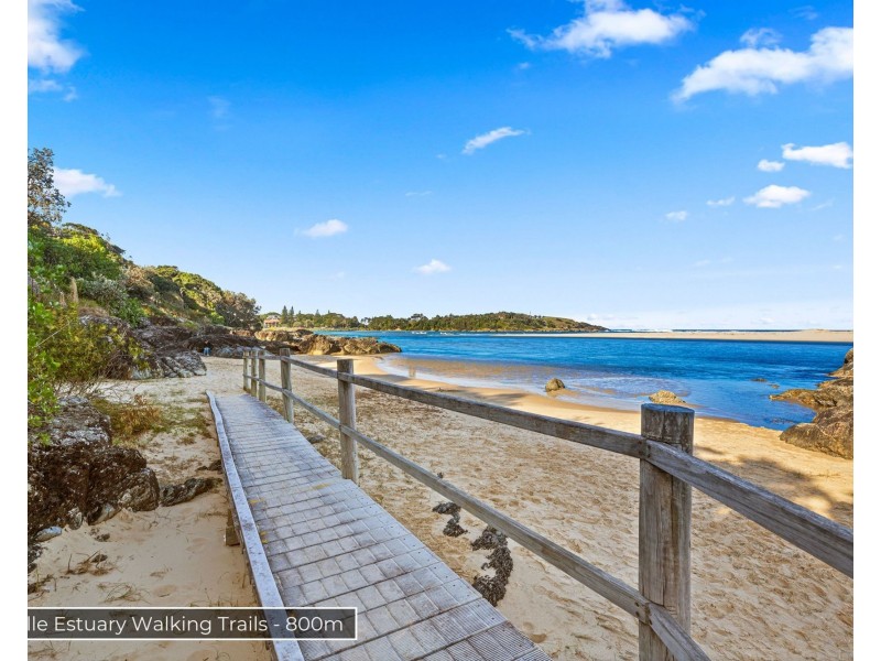 18 Dirrigeree Crescent, Sawtell NSW 2452