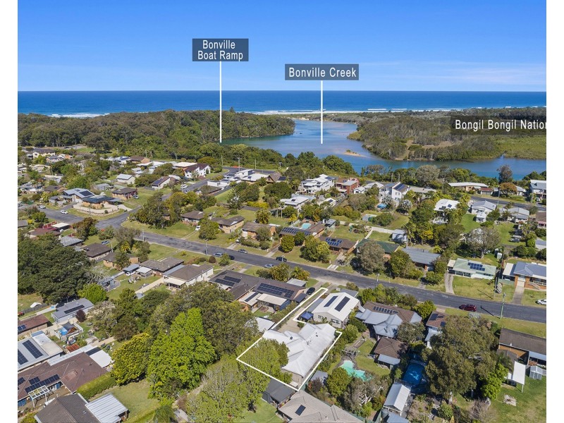 27B Dirrigeree Crescent, Sawtell NSW 2452