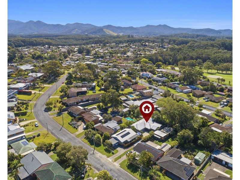 27B Dirrigeree Crescent, Sawtell NSW 2452
