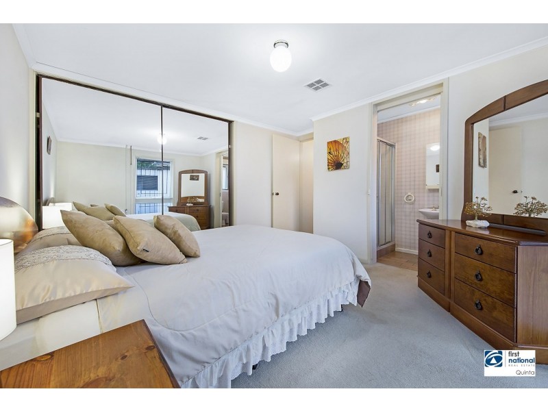 16 Hughes Close, Endeavour Hills VIC 3802