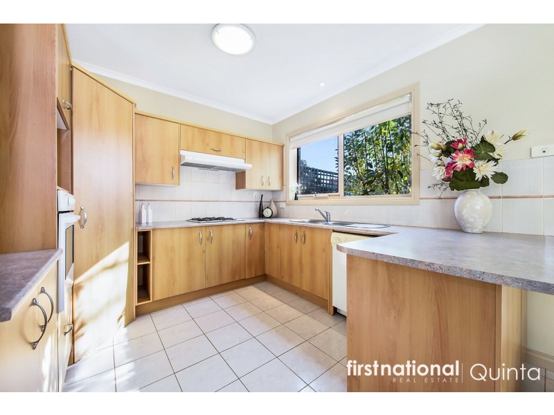 2/2 Lyons Street, Mount Waverley VIC 3149