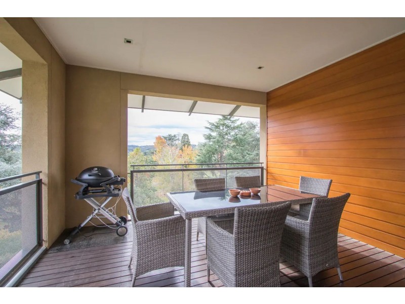 26 Oak Court, Chirnside Park VIC 3116