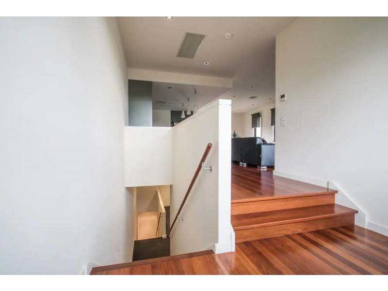 26 Oak Court, Chirnside Park VIC 3116