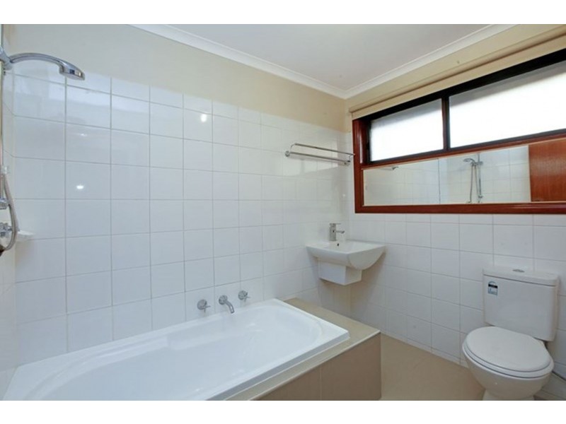 40 Festival Grove, Lalor VIC 3075