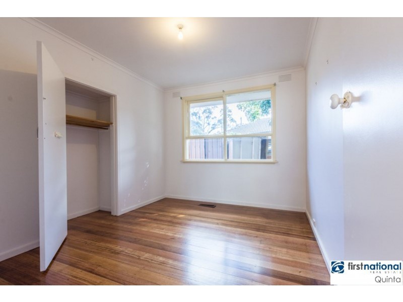 42 Ireland Avenue, Wantirna South VIC 3152