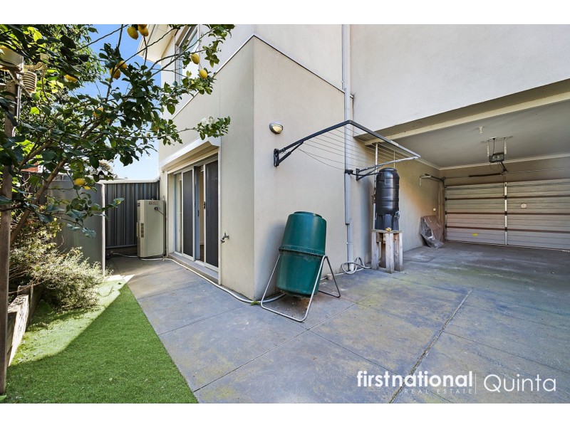 2/350 Somerville Road, West Footscray VIC 3012