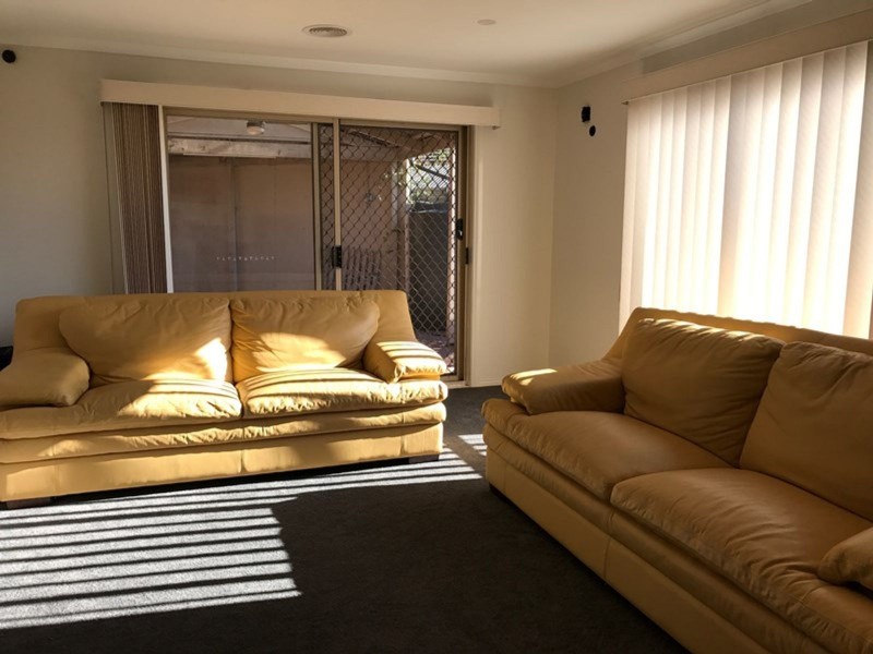 17 Tangerine Drive, Narre Warren South VIC 3805