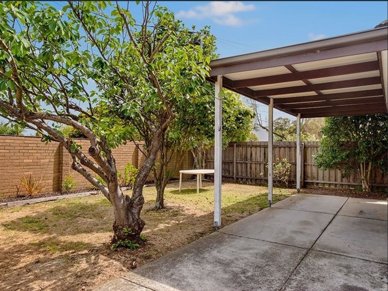 1/82 Watsons Rd, Glen Waverley VIC 3150