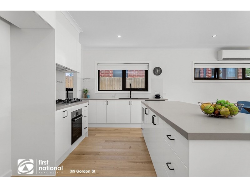 1&2/9 Gordon Street, Croydon VIC 3136