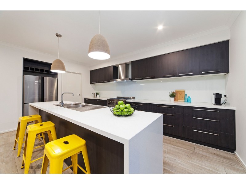 9 Teddington Way, Wantirna VIC 3152