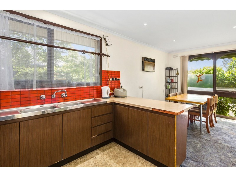 42 Stradella Avenue, Vermont South VIC 3133