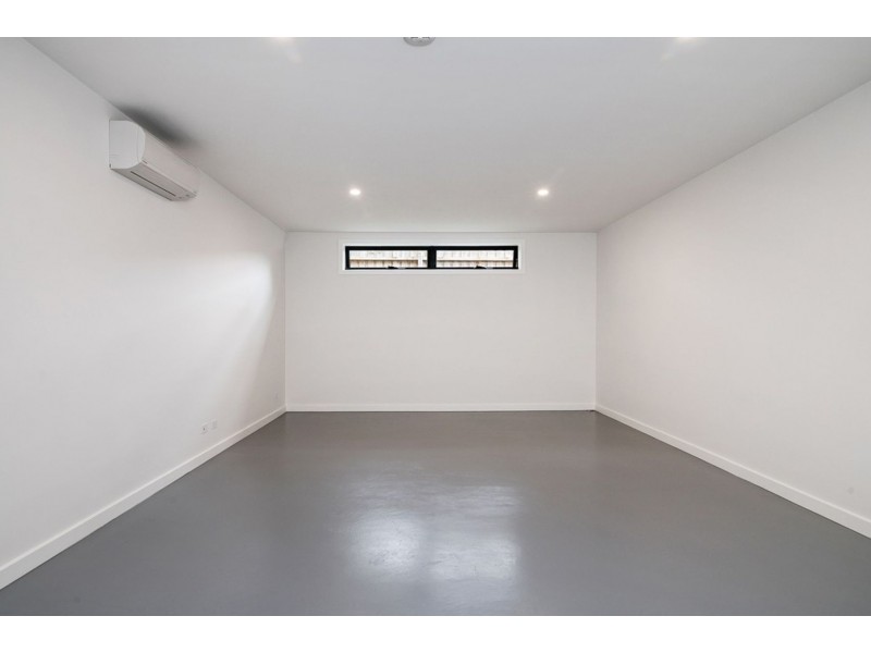 32 Bonview Crescent, Burwood East VIC 3151