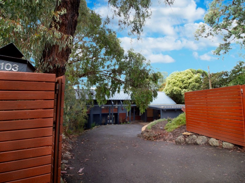 103 Seebeck Road, Rowville VIC 3178