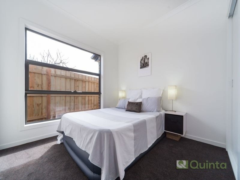 2/4 Cherry Court, Lalor VIC 3075