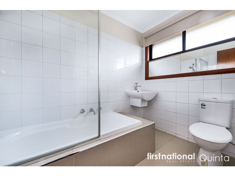 40 Festival Grove, Lalor VIC 3075