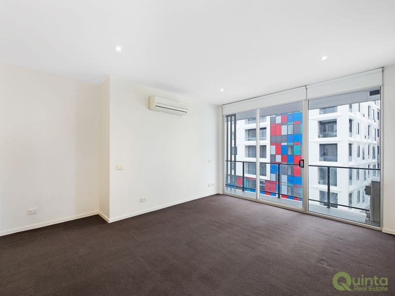 304/337 Stud Road, Wantirna South VIC 3152