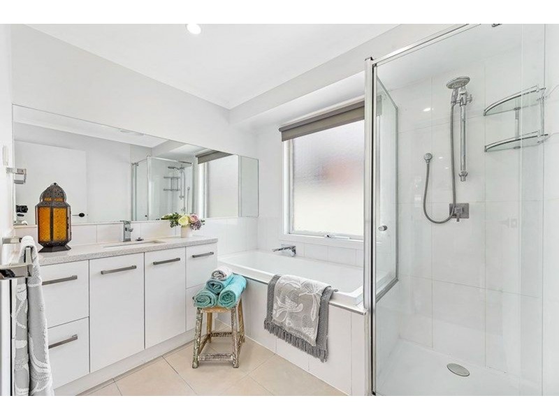 1/30 Chappell Drive, Wantirna South VIC 3152