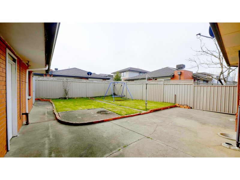 28 Kingsway Drive, Lalor VIC 3075