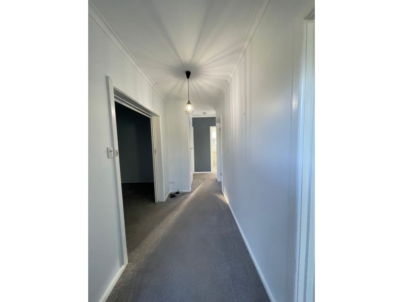 60 Hedge End Road, Nunawading VIC 3131