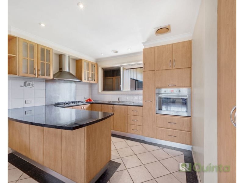8 Stephen Court, Thomastown VIC 3074