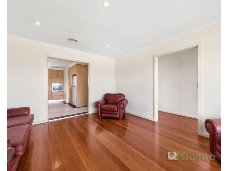 8 Stephen Court, Thomastown VIC 3074