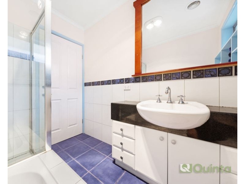 8 Stephen Court, Thomastown VIC 3074