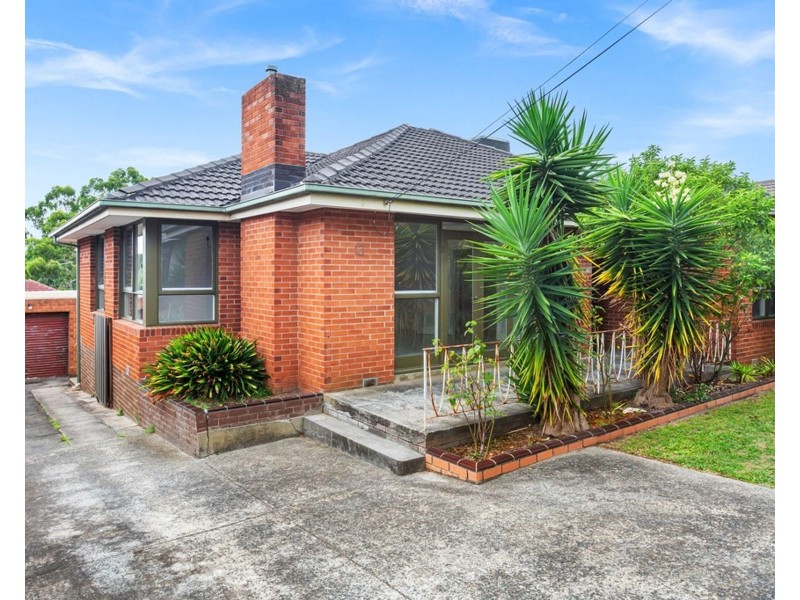 13 Davis Street, Burwood East VIC 3151