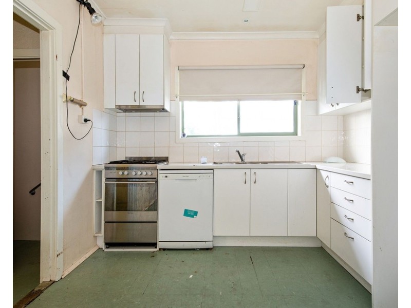 9 Caddy Court, Reservoir VIC 3073