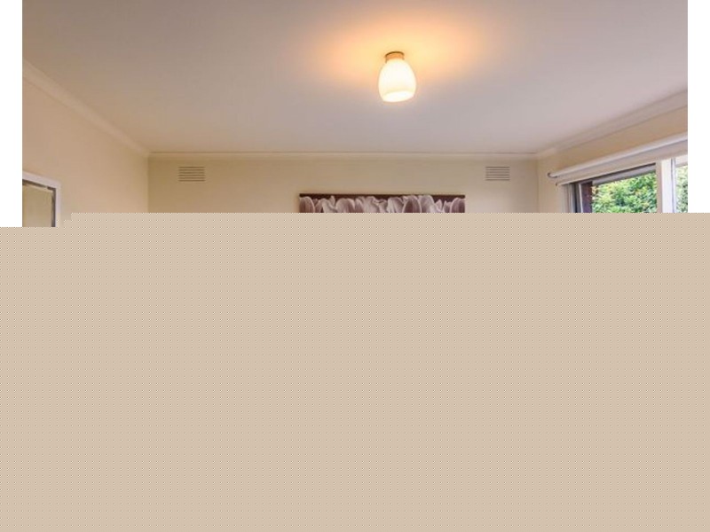 4/3 Crewe Road, Hughesdale VIC 3166