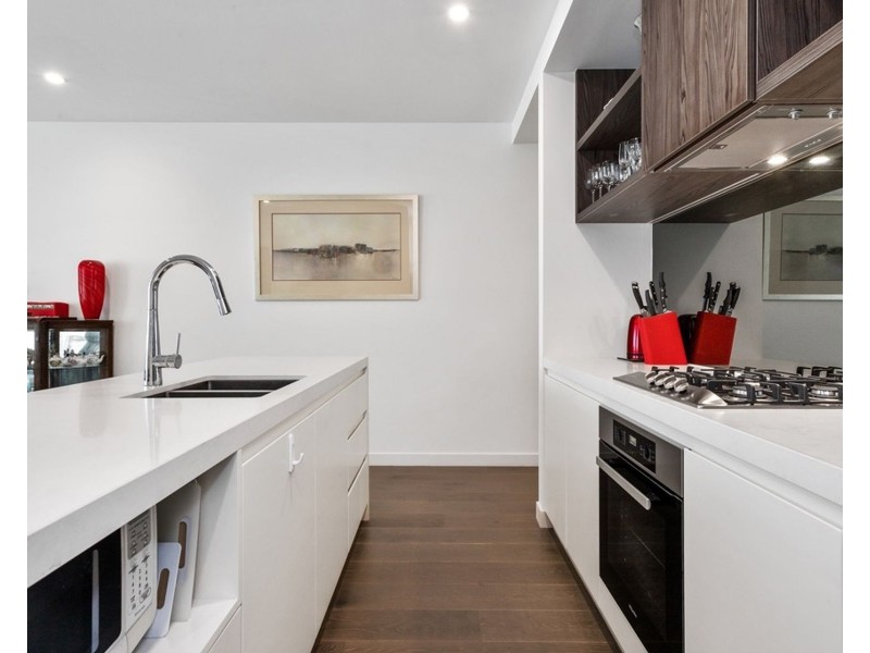 212/1 Charlnet Drive, Vermont South VIC 3133