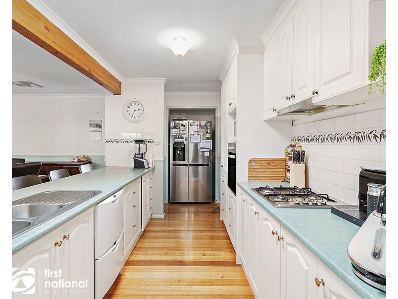 10 Confait Court, Berwick VIC 3806