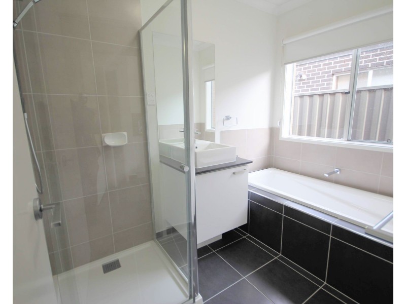 40 Antonio Road, Tarneit VIC 3029