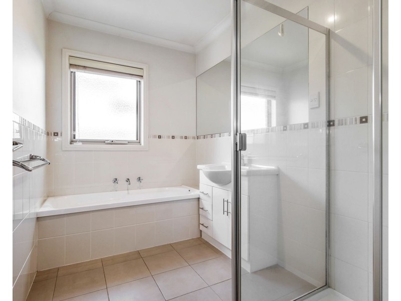 2/6 Karwitha Street, Vermont VIC 3133