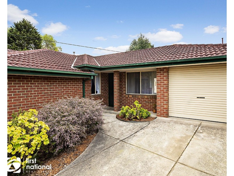 2/16 Rosedale Crescent, Ringwood East VIC 3135