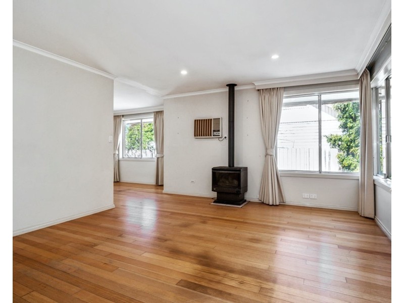 34 Codrington Street, Cranbourne VIC 3977