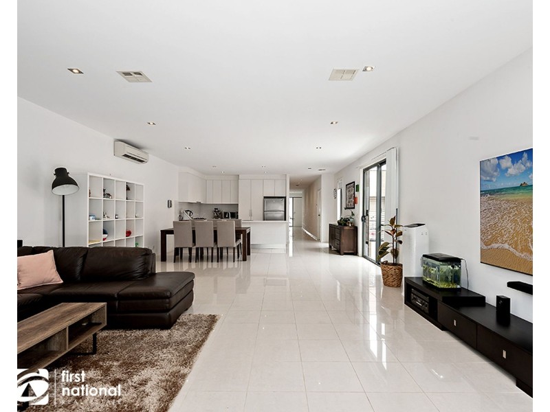 90 Rim Cross Drive, Keilor East VIC 3033