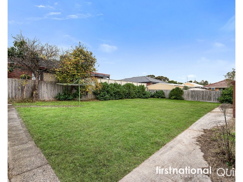 8 Trentwood Road, Narre Warren VIC 3805