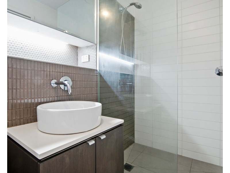 305/337 Stud Road, Wantirna South VIC 3152