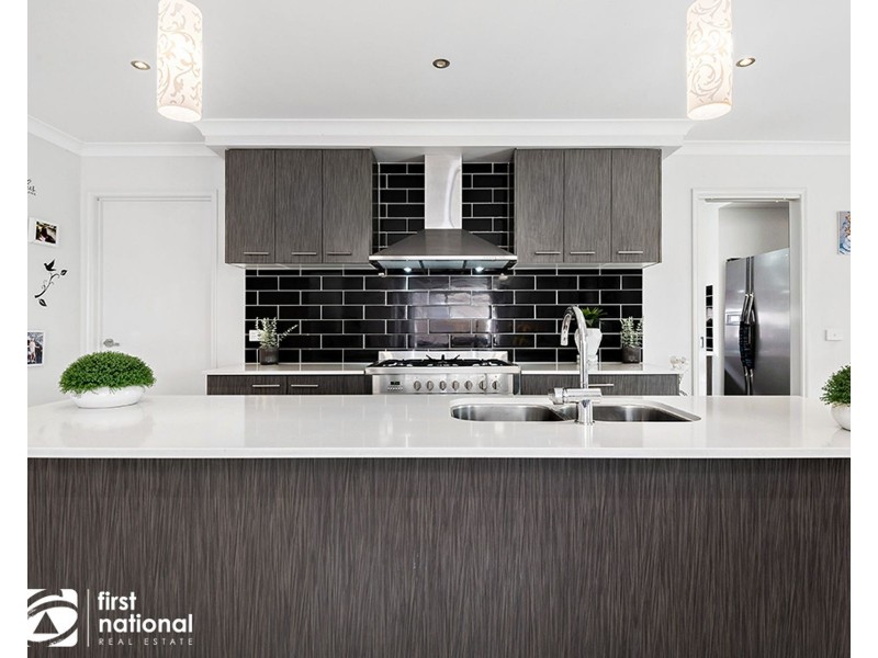 21 Everglades Street, Lyndhurst VIC 3975
