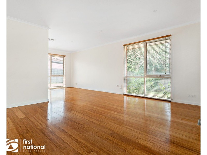 41 Collins Crescent, Berwick VIC 3806