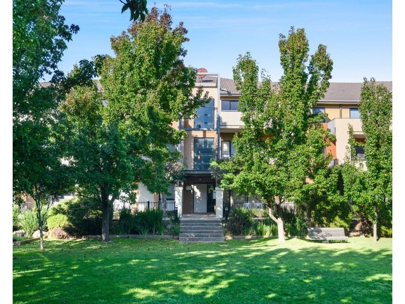 36/2 Greenfield Drive, Clayton VIC 3168