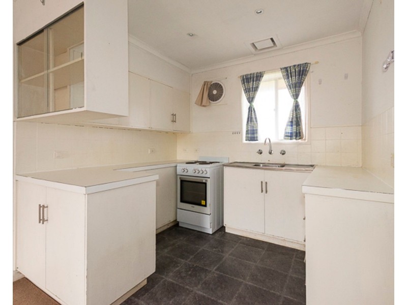 12/93-95 Dandenong Road, Frankston VIC 3199
