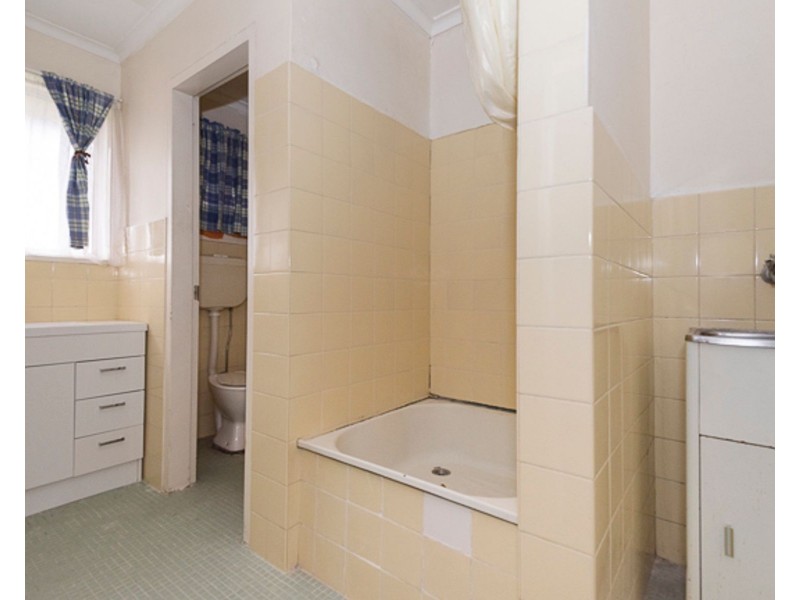 12/93-95 Dandenong Road, Frankston VIC 3199