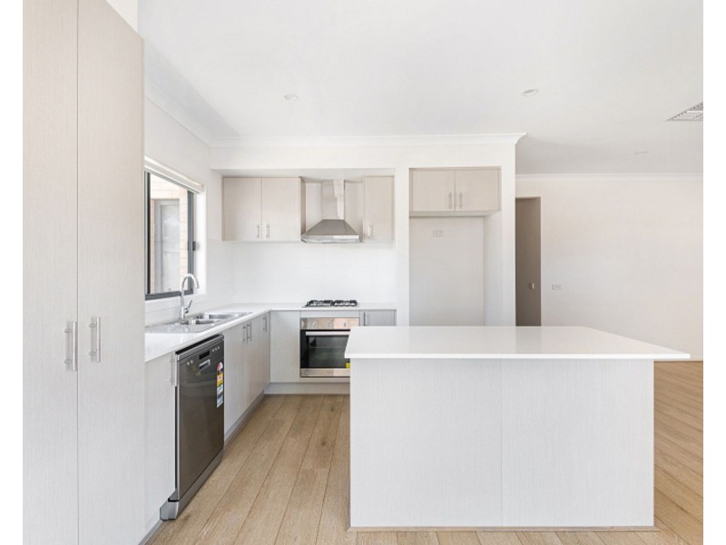 28B Wade Lane, Golden Square VIC 3555