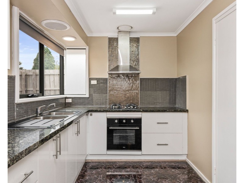 7 Reed Court, Endeavour Hills VIC 3802