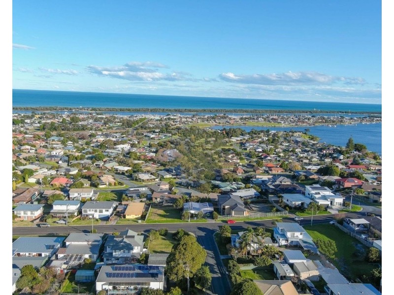 31 Oneills Road, Lakes Entrance VIC 3909